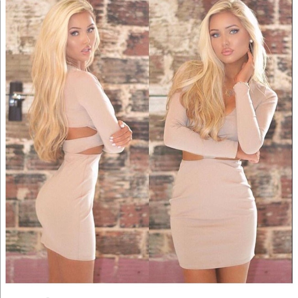 Never worn!!! Cute taupe party dress.